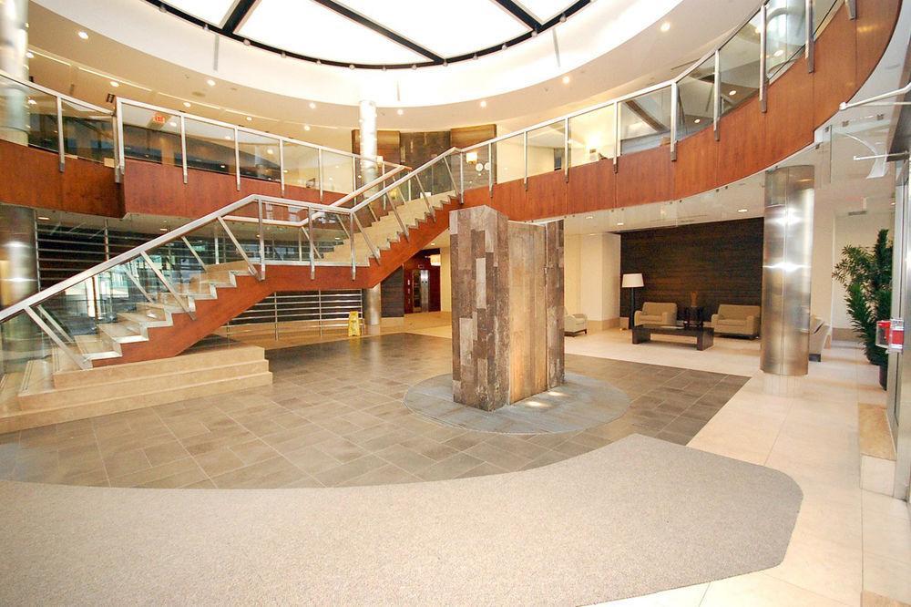 Downtown Mississauga Executive Suites Sq1 Exterior foto